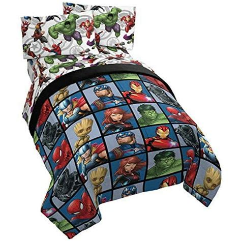 Jay Franco Marvel Avengers Team 5 Piece Full Bed Set - Includes Comforter & Sheet Set - Super Soft Fade Resistant Polyester - (Official Marvel Product)